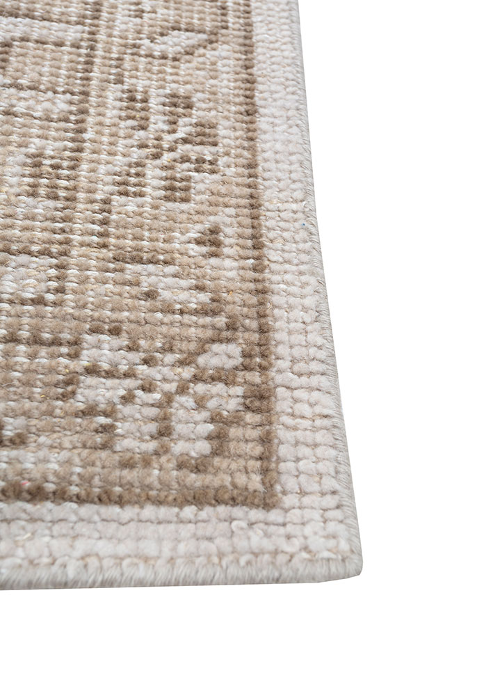 erbe beige and brown wool hand knotted Rug - Corner