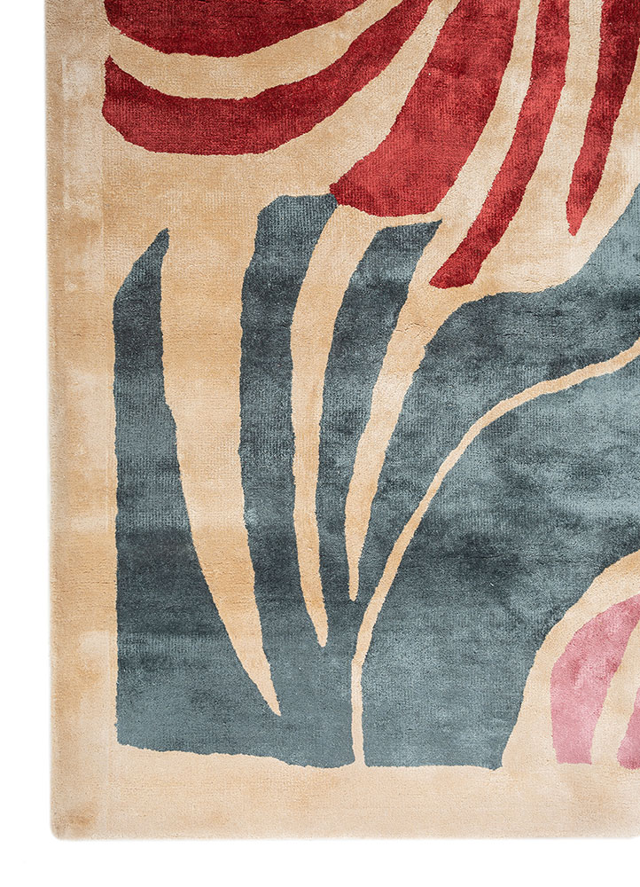 linear ivory viscose hand tufted Rug - Corner
