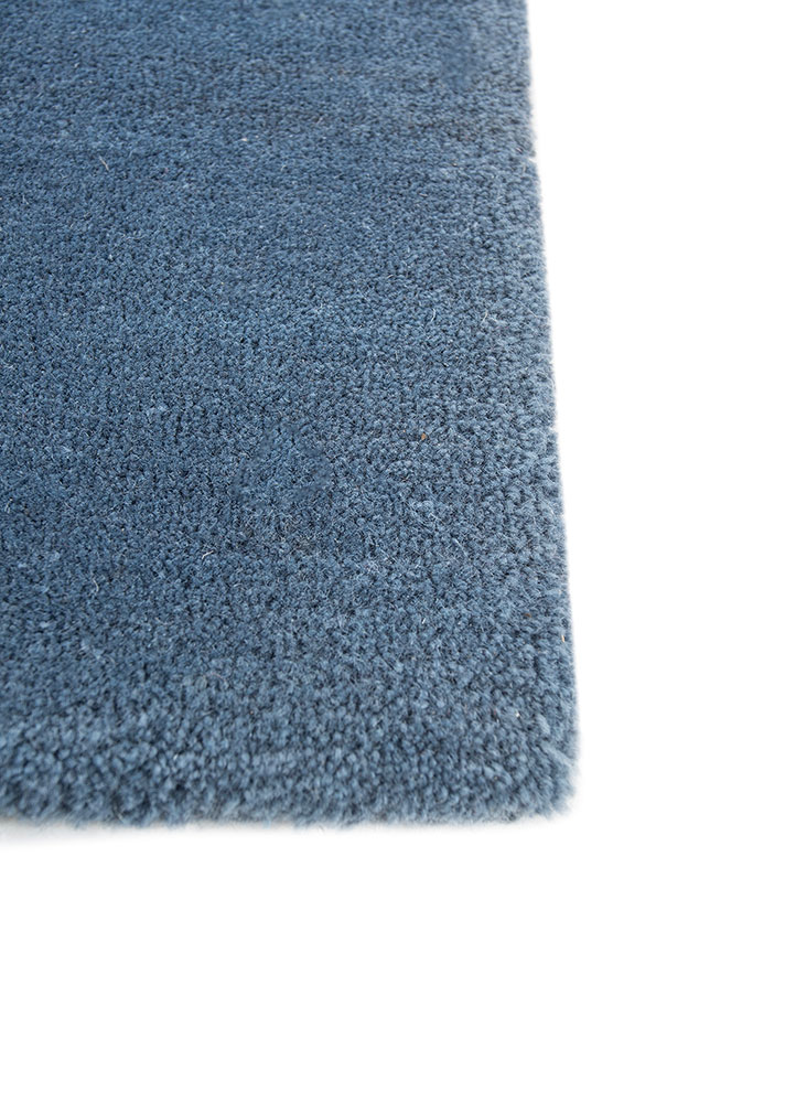 cera blue wool and viscose hand tufted Rug - Corner