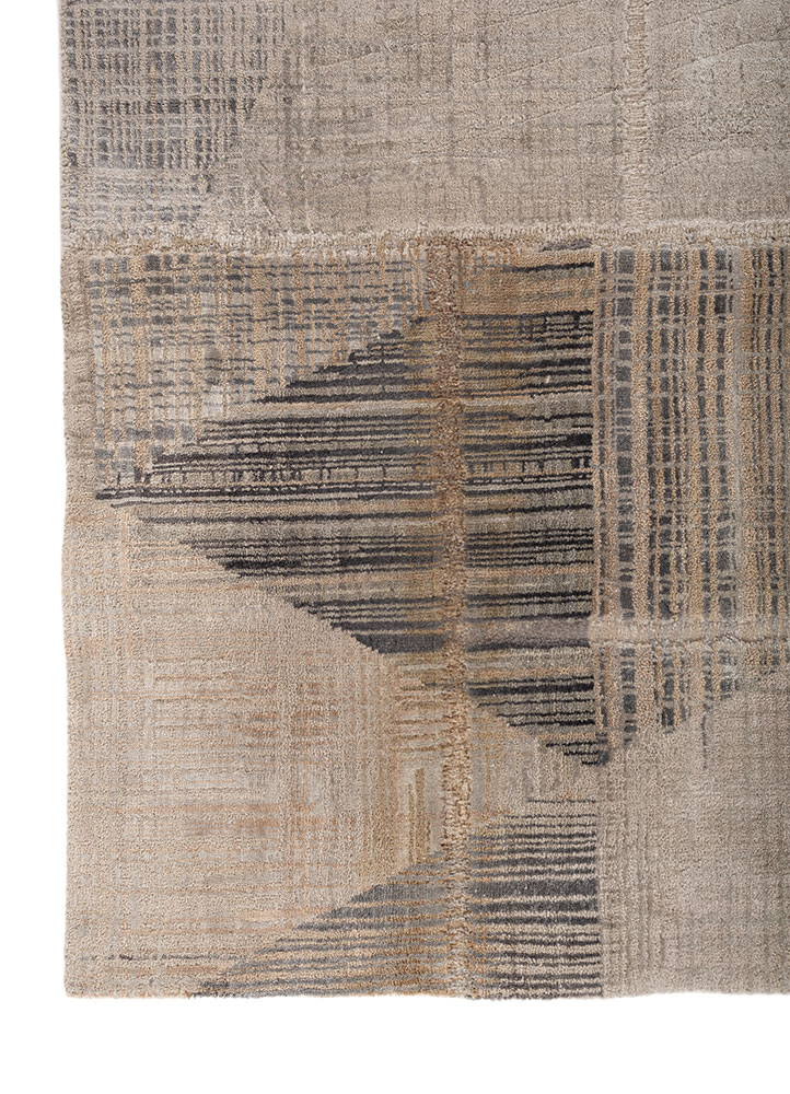 provenance grey and black wool and bamboo silk hand knotted Rug - Corner