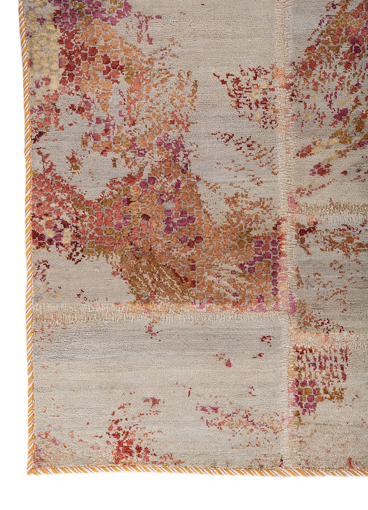 provenance blue wool and bamboo silk hand knotted Rug - Corner