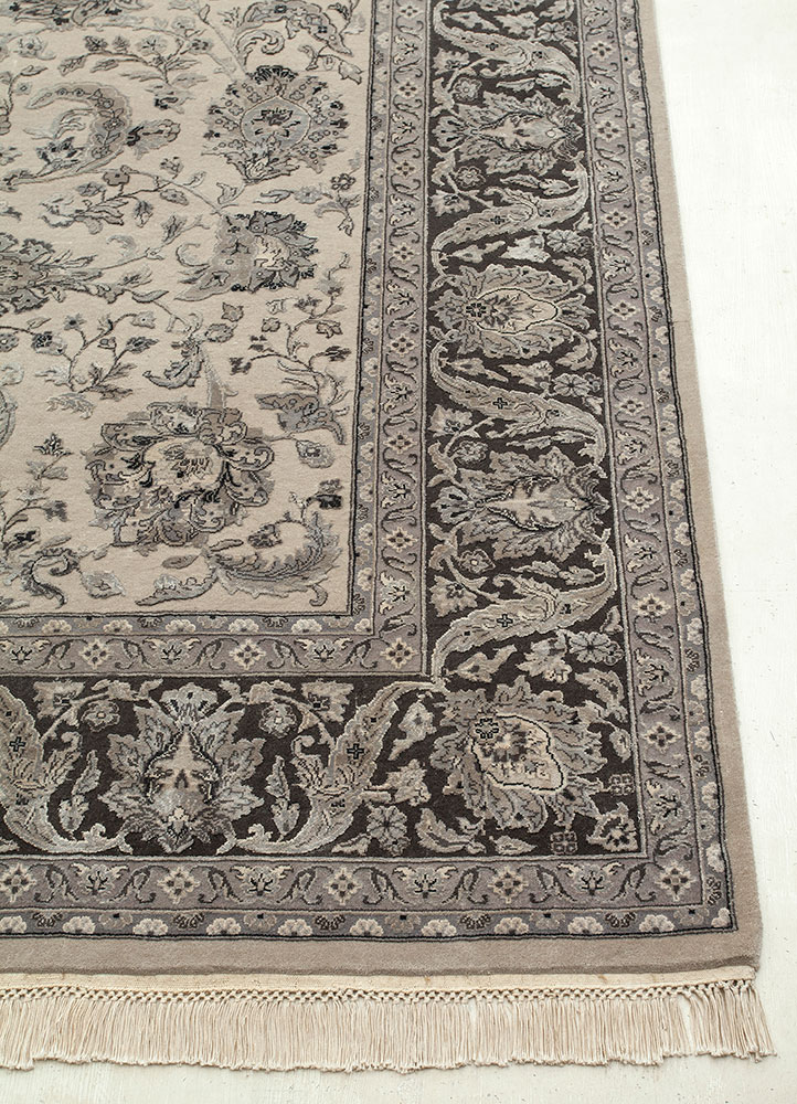 aurora ivory wool and silk hand knotted Rug - Corner
