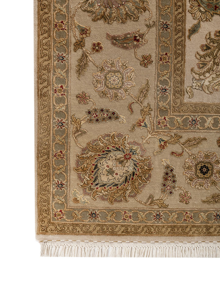 aurora gold wool and silk hand knotted Rug - Corner