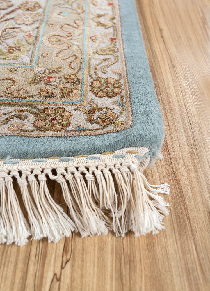 aurora blue wool and silk hand knotted Rug - Corner