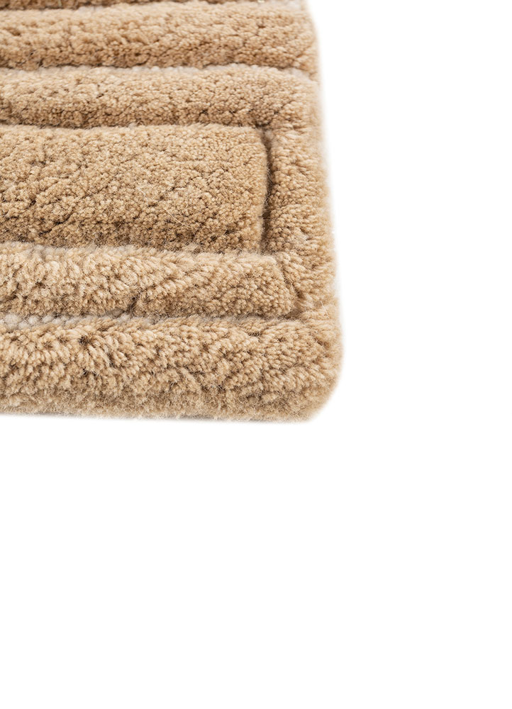 zuri beige and brown wool hand knotted Rug - Corner