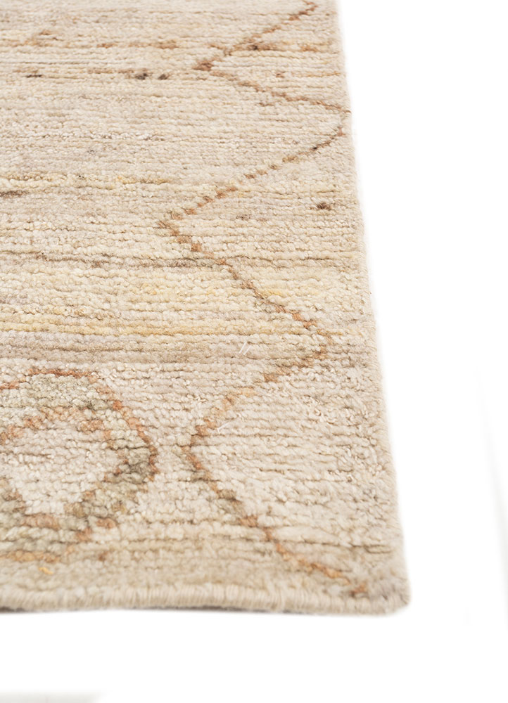manifest ivory wool hand knotted Rug - Corner