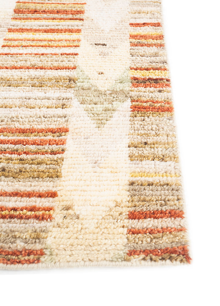 manifest ivory wool hand knotted Rug - Corner