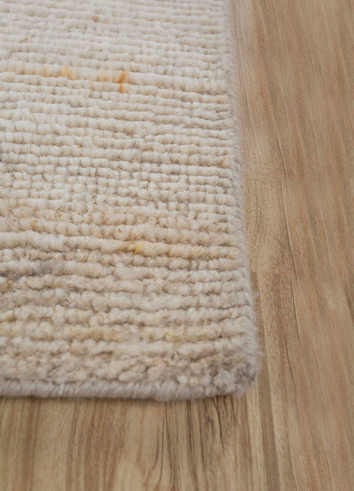 uvenuti ivory afghan wool hand knotted Rug - Corner