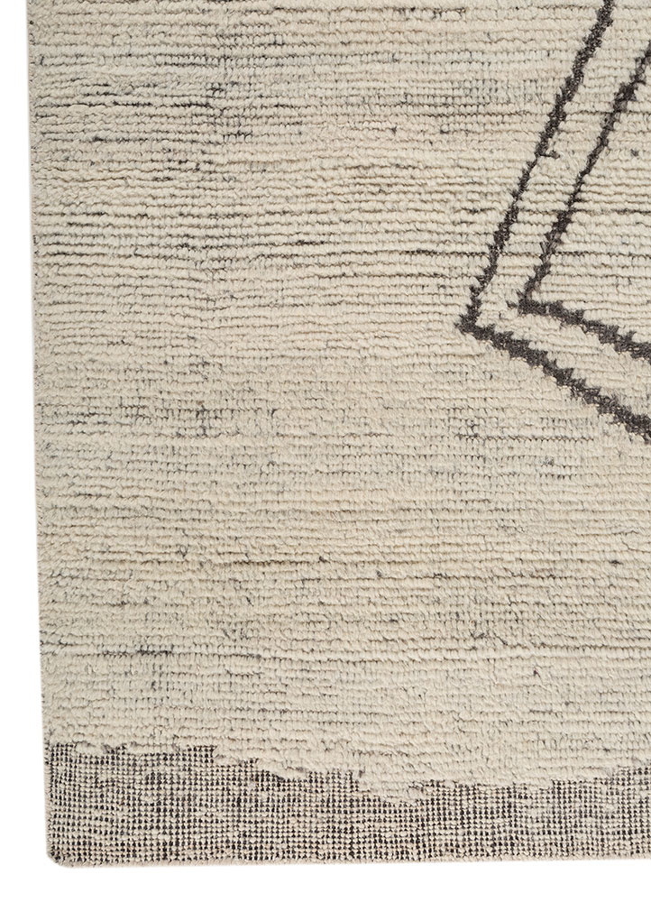 manifest ivory wool hand knotted Rug - Corner