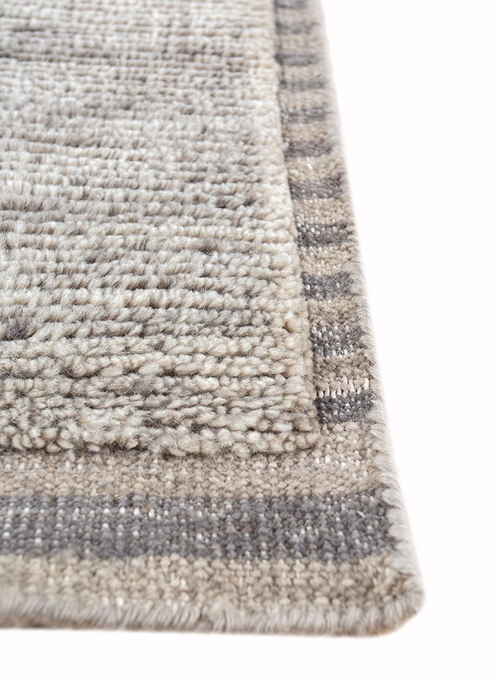 manifest grey and black wool hand knotted Rug - Corner