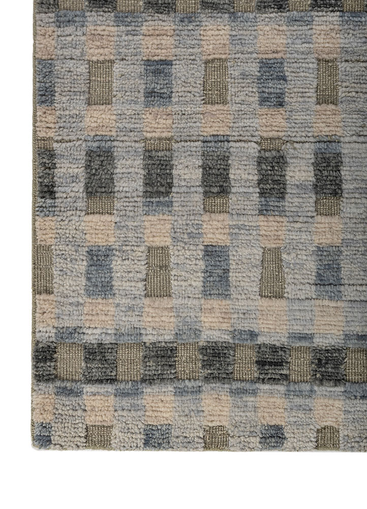 manifest blue wool hand knotted Rug - Corner