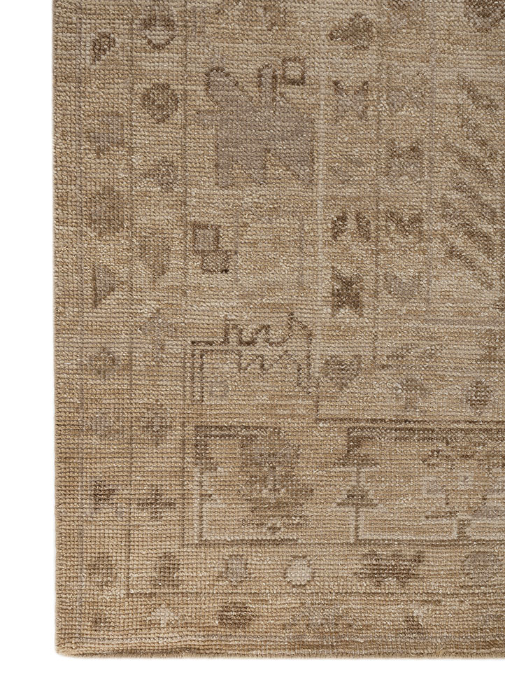 erbe beige and brown wool hand knotted Rug - Corner