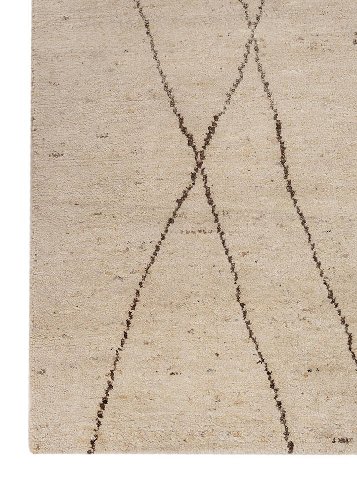 manifest ivory wool hand knotted Rug - Corner