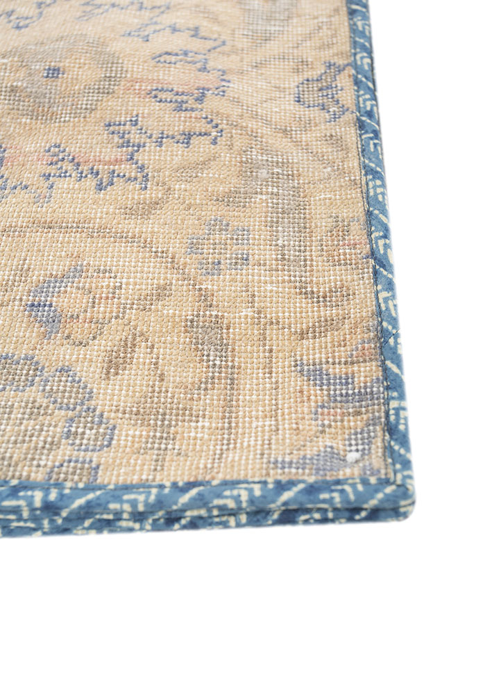 table mats gold wool hand knotted Accessorie - Corner