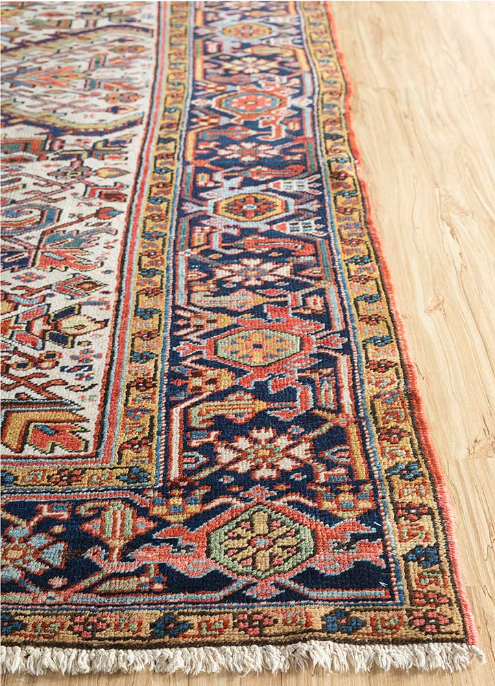 aalam multi wool hand knotted Rug - Corner