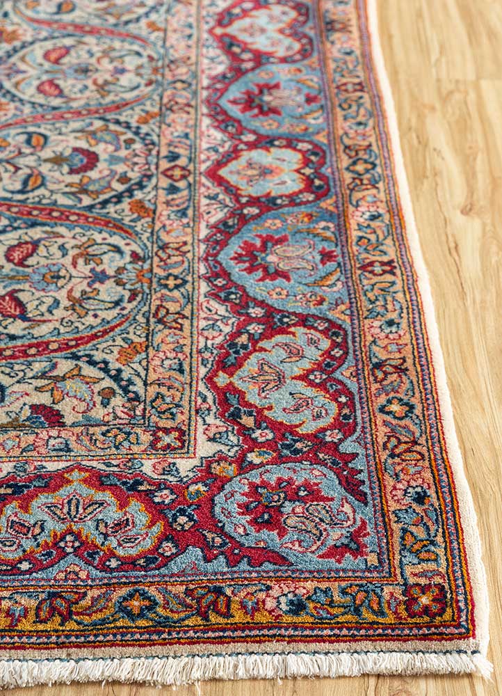 aalam multi wool hand knotted Rug - Corner