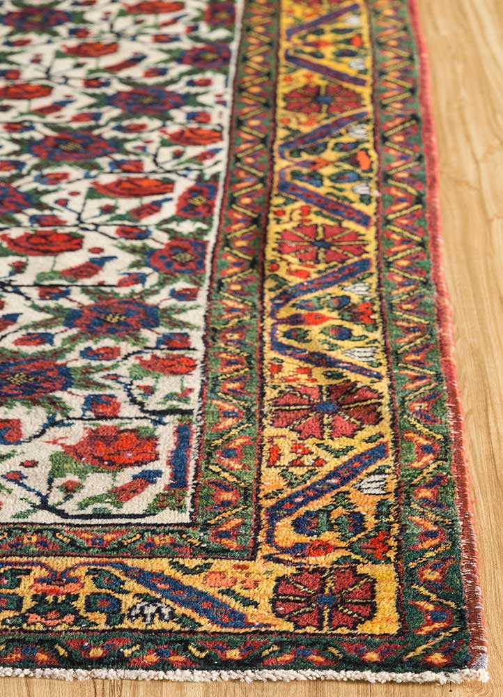 aalam gold wool hand knotted Rug - Corner