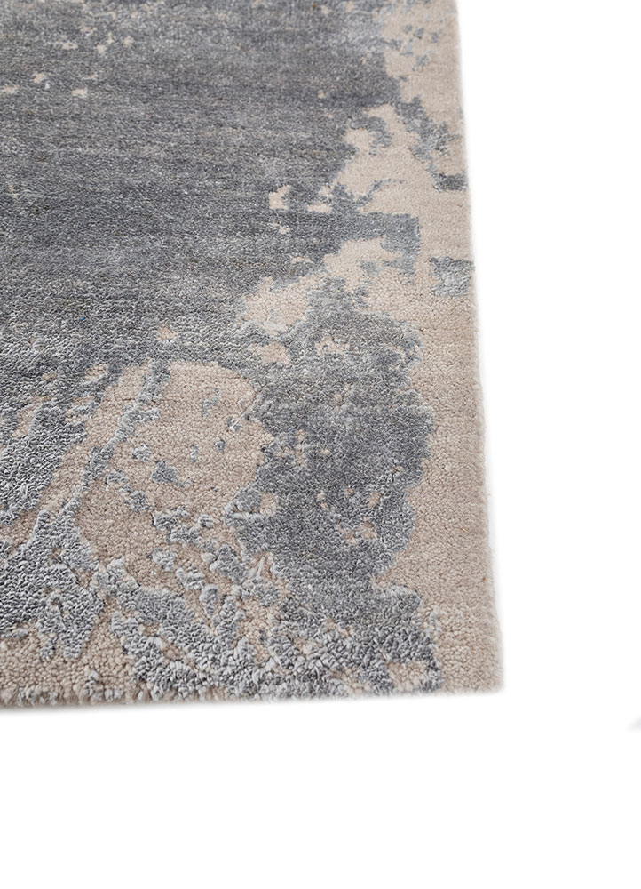 aprezo grey and black silk hand knotted Rug - Corner