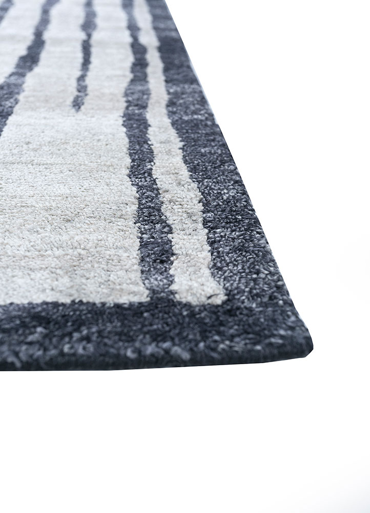 azalea grey and black viscose hand knotted Rug - Corner
