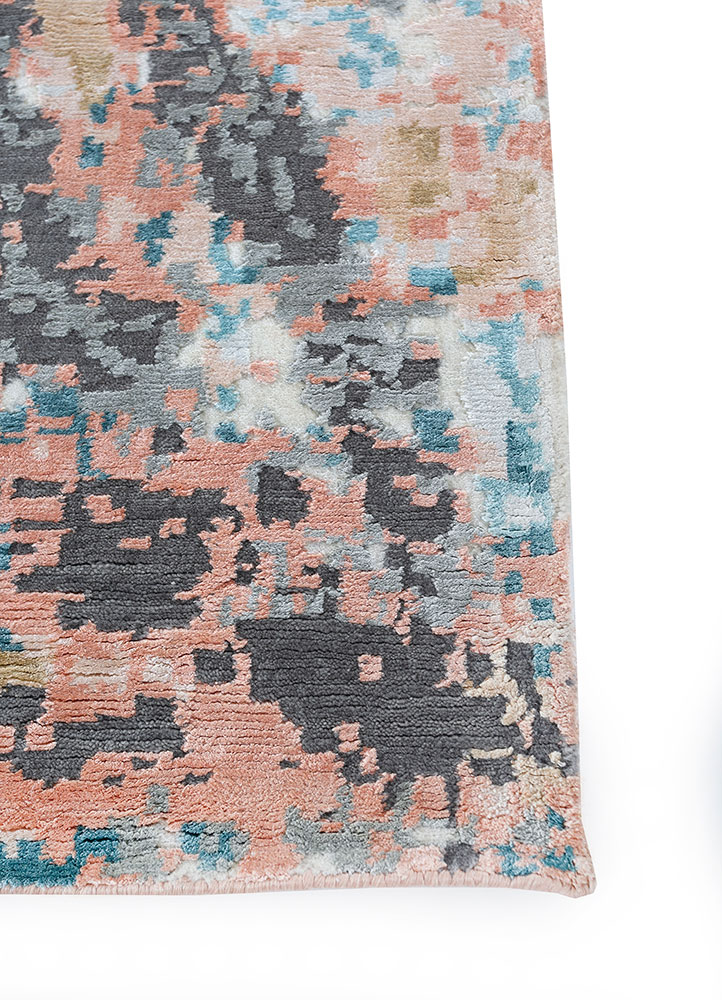 entropy ivory wool and viscose hand knotted Rug - Corner
