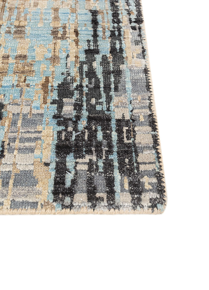 aprezo blue silk hand knotted Rug - Corner