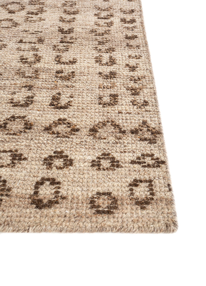 entropy gold wool hand knotted Rug - Corner