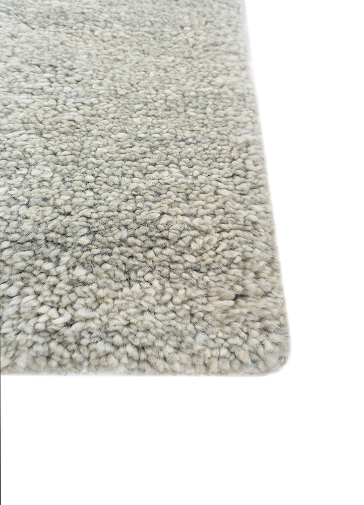 zuri blue wool hand knotted Rug - Corner
