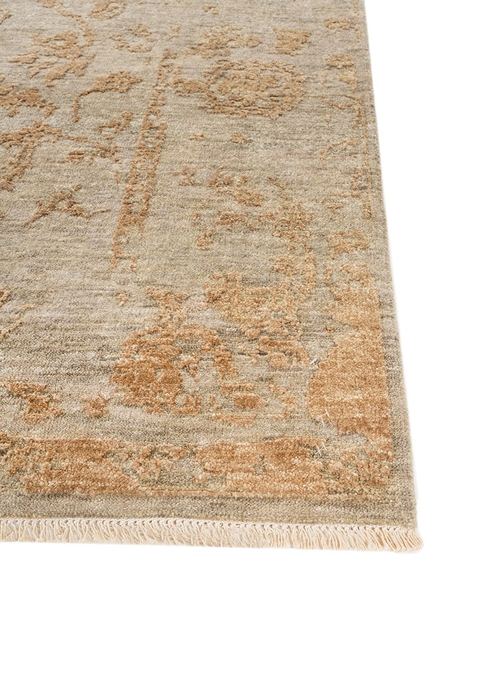 erbe green wool hand knotted Rug - Corner