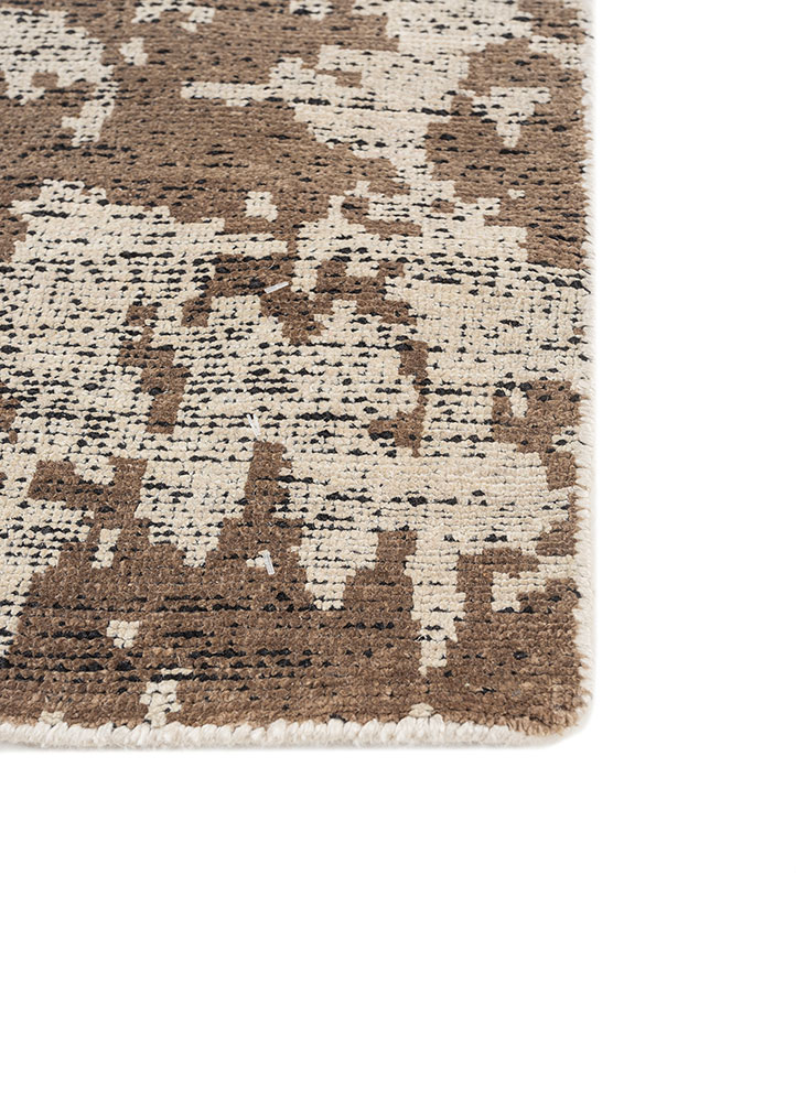 uvenuti ivory wool and bamboo silk hand knotted Rug - Corner