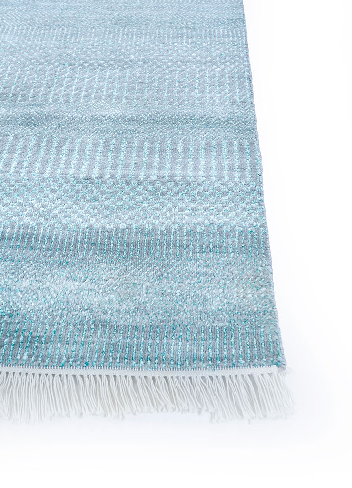 kairos blue wool and viscose hand knotted Rug - Corner