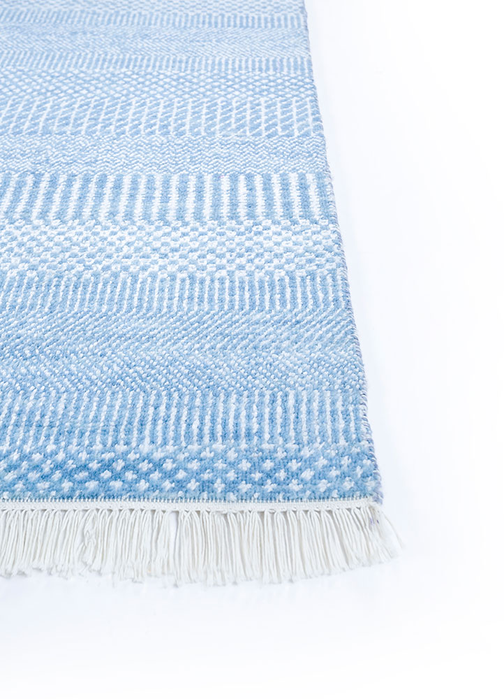 kairos blue wool and viscose hand knotted Rug - Corner