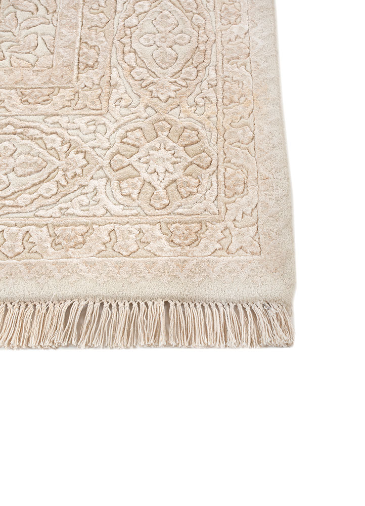 aurora ivory wool and viscose hand knotted Rug - Corner