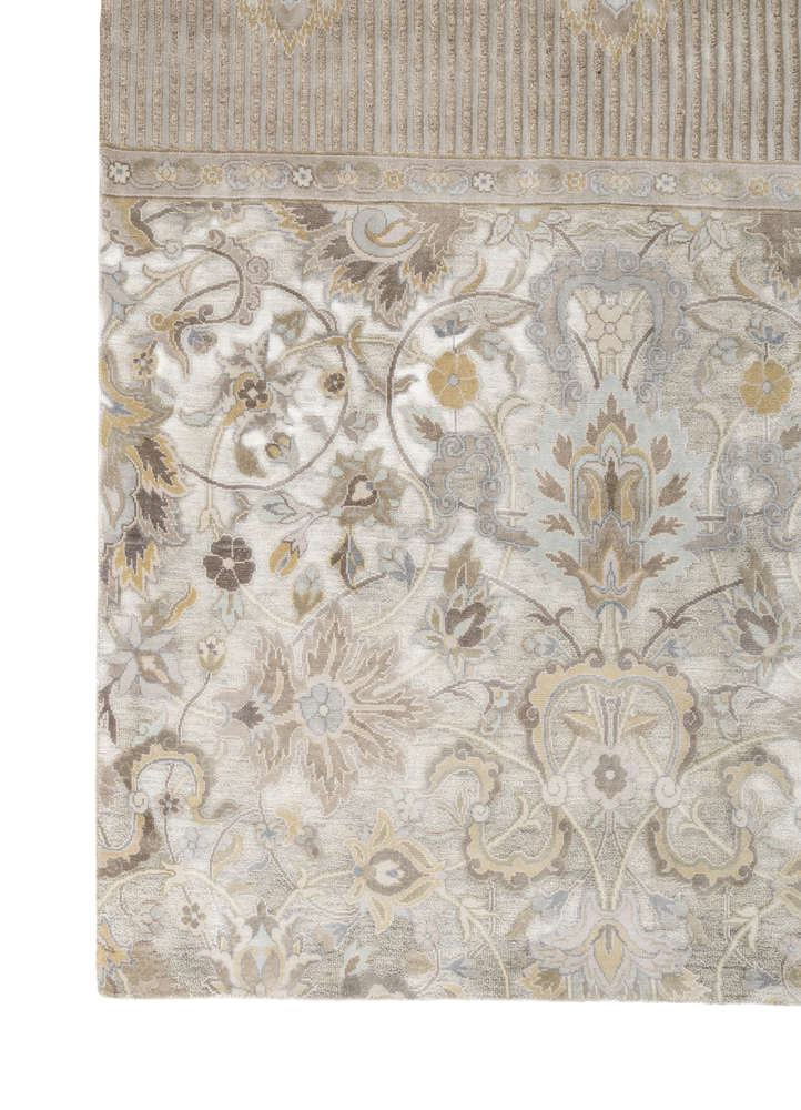 far east green wool and silk hand knotted Rug - Corner