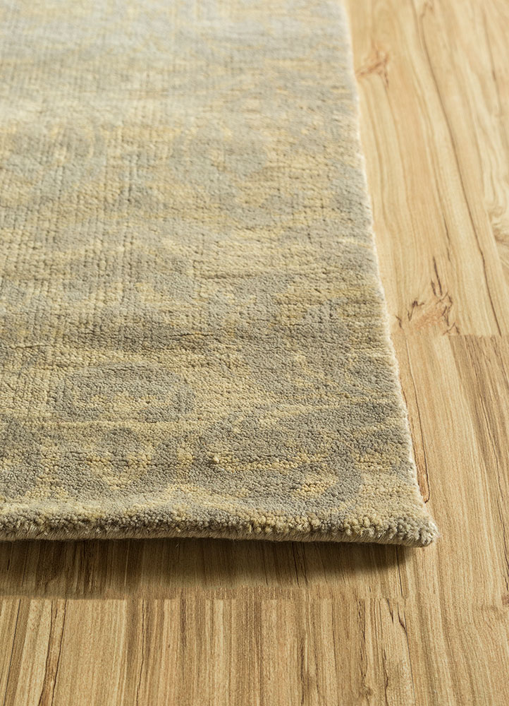 pansy beige and brown wool hand knotted Rug - Corner