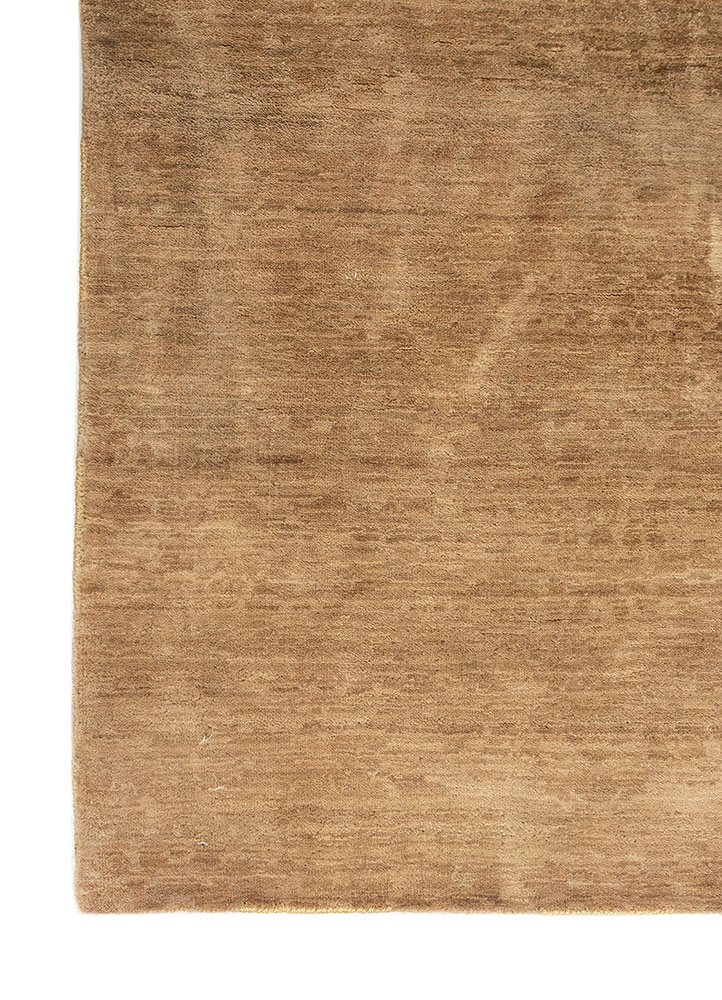 pansy beige and brown wool hand knotted Rug - Corner