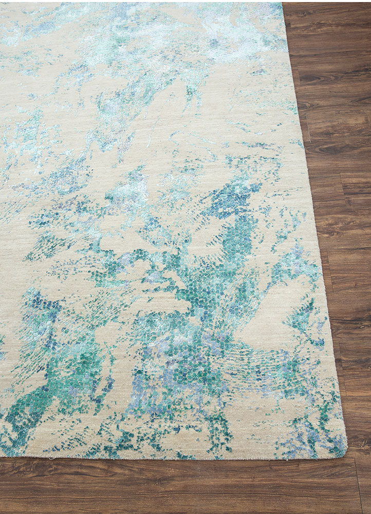 unstring by kavi ivory wool and bamboo silk hand knotted Rug - Corner