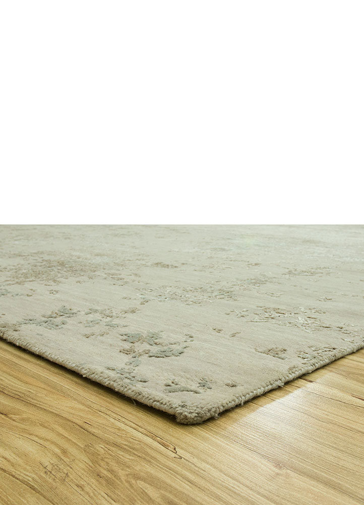 far east ivory wool and bamboo silk hand knotted Rug - Corner