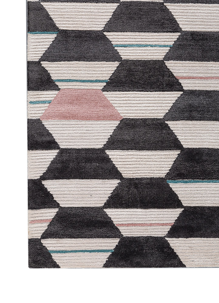 contour ivory wool and viscose hand tufted Rug - Corner