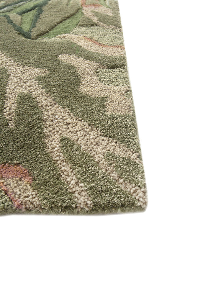 hacienda green wool and viscose hand tufted Rug - Corner