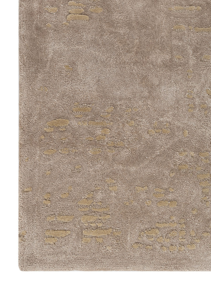 white noise gold wool and viscose hand tufted Rug - Corner