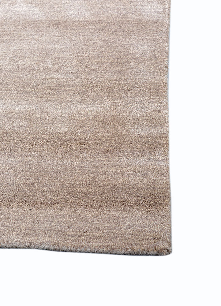 wild wanderlust ivory wool hand tufted Rug - Corner