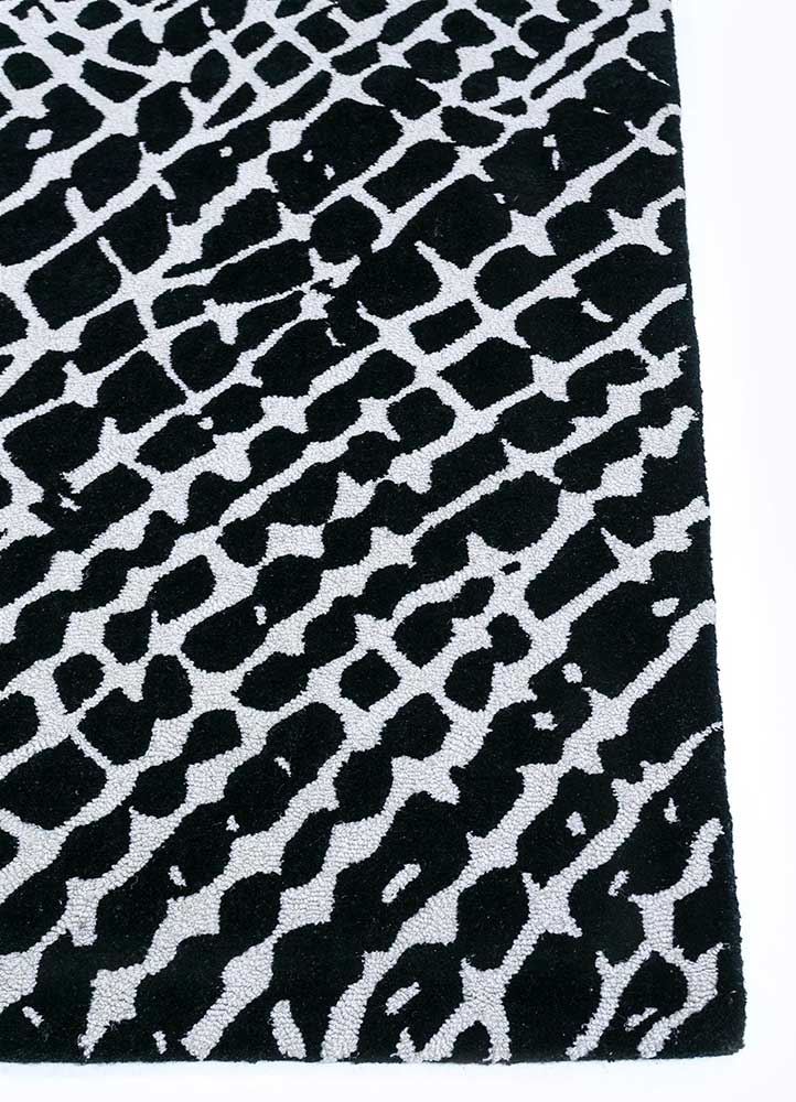 contour grey and black wool hand tufted Rug - Corner