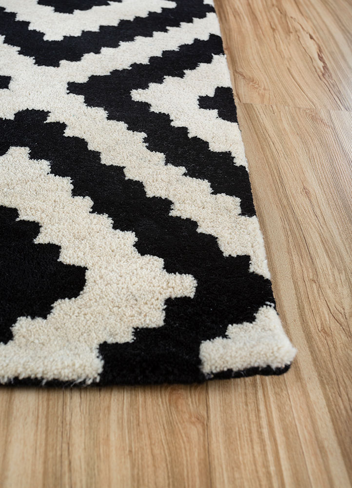 contour grey and black wool hand tufted Rug - Corner