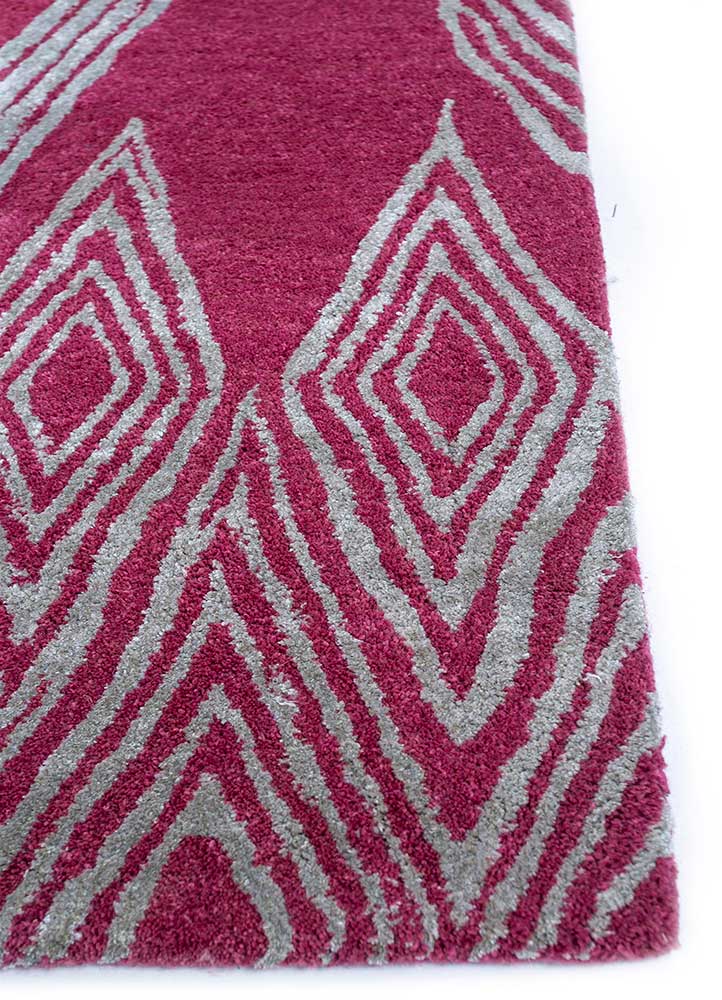 linear pink and purple wool and viscose hand tufted Rug - Corner