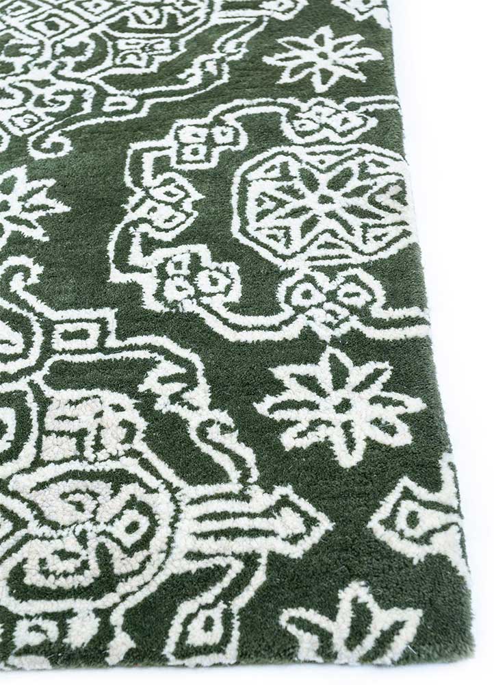 imara green wool hand tufted Rug - Corner
