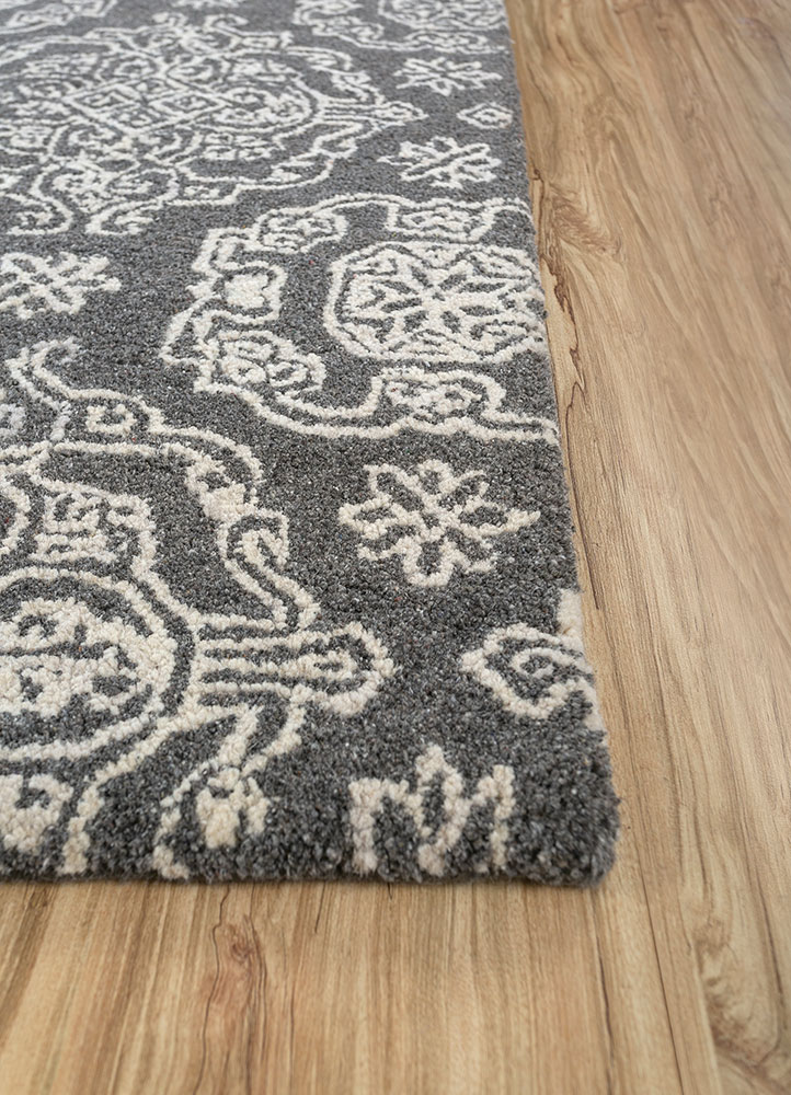 imara blue wool hand tufted Rug - Corner
