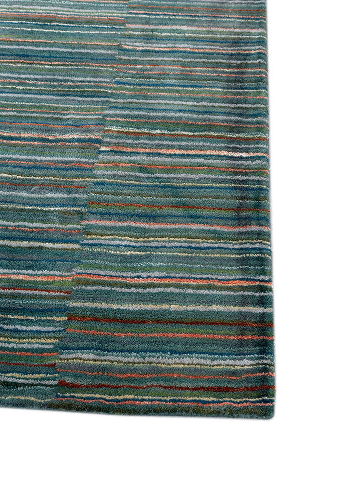 linear grey and black wool and viscose hand tufted Rug - Corner