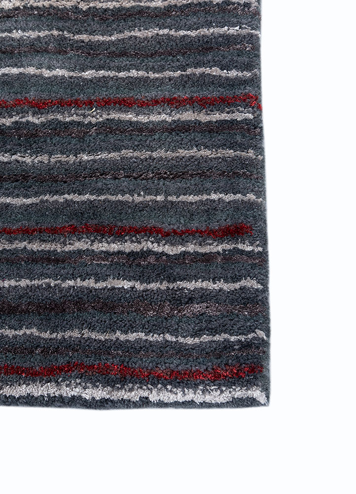 linear grey and black wool and viscose hand tufted Rug - Corner