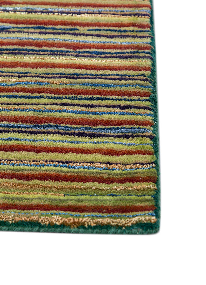 linear green wool and viscose hand tufted Rug - Corner