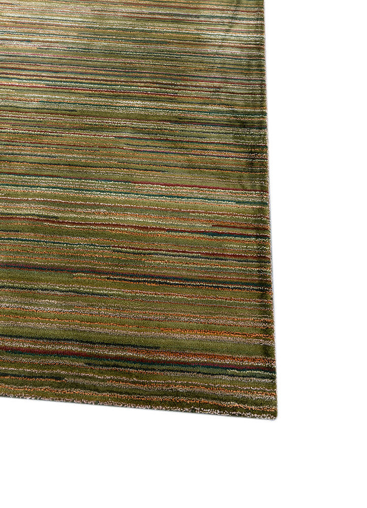 linear green wool and viscose hand tufted Rug - Corner